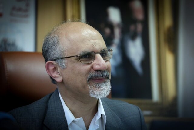 تبریک استاد پیمان عشقی رئیس انجمن علمی ترمبوز هموستاز ایران به هیات مدیره جدید کانون هموفیلی ایران 